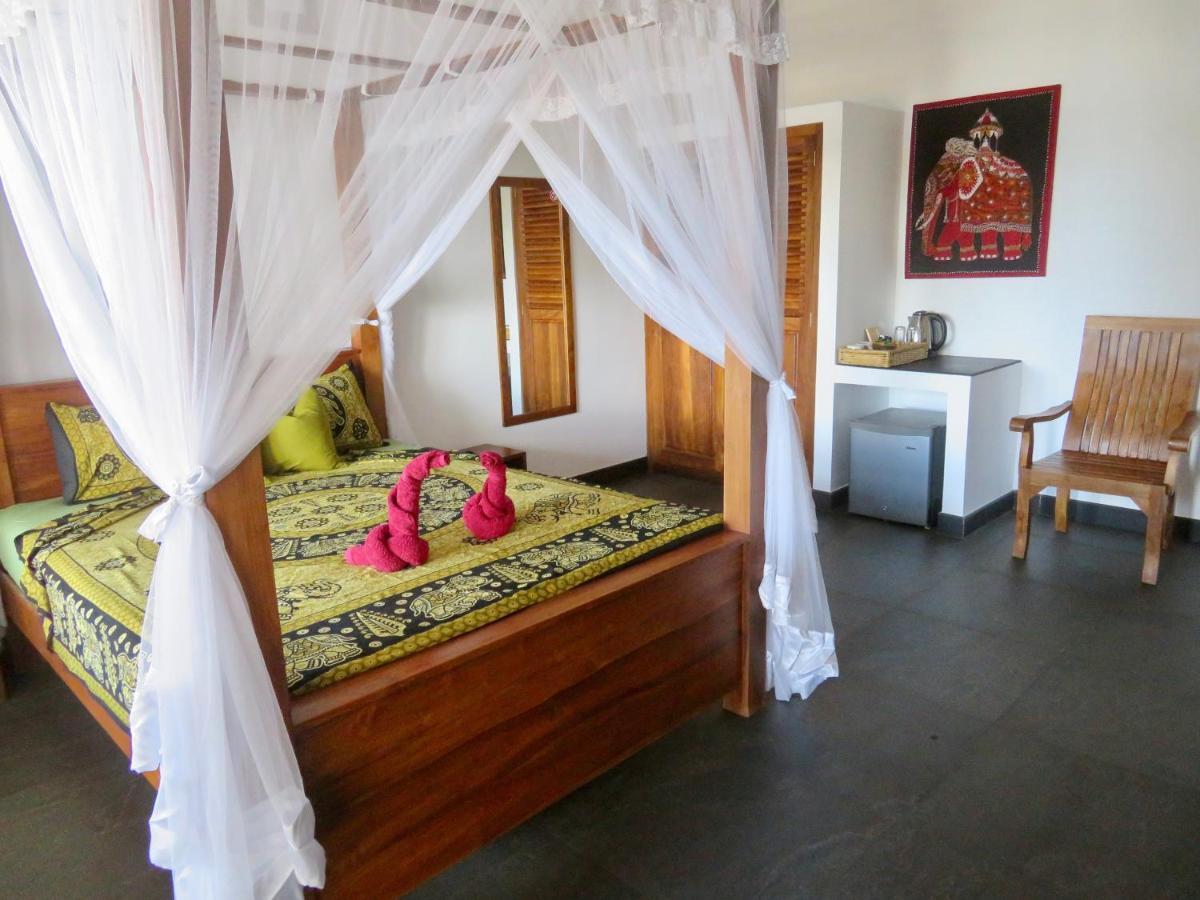 Thoduwawa Beach Villa Paiyagala Exteriér fotografie